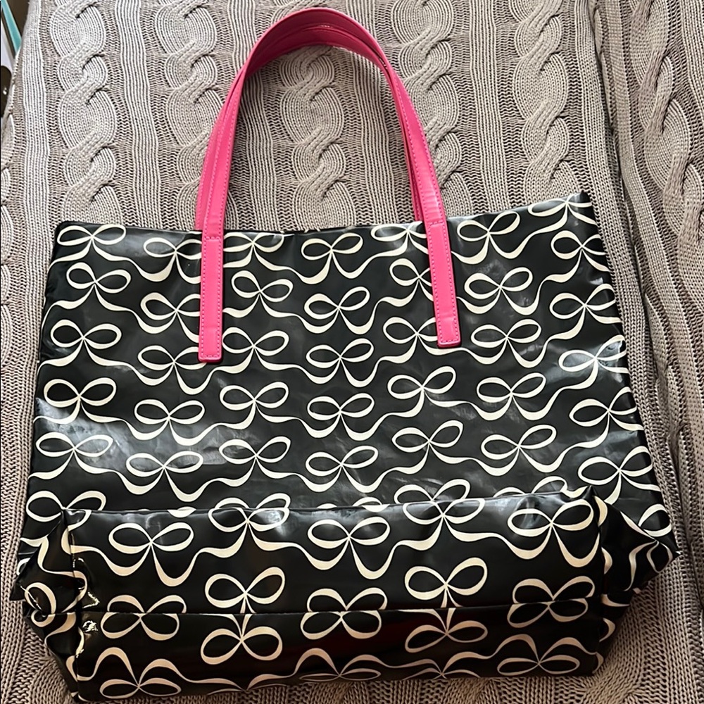 SOLD- Kate Spade Black and White Tote Bag with Signature Design - Picture 2 of 5